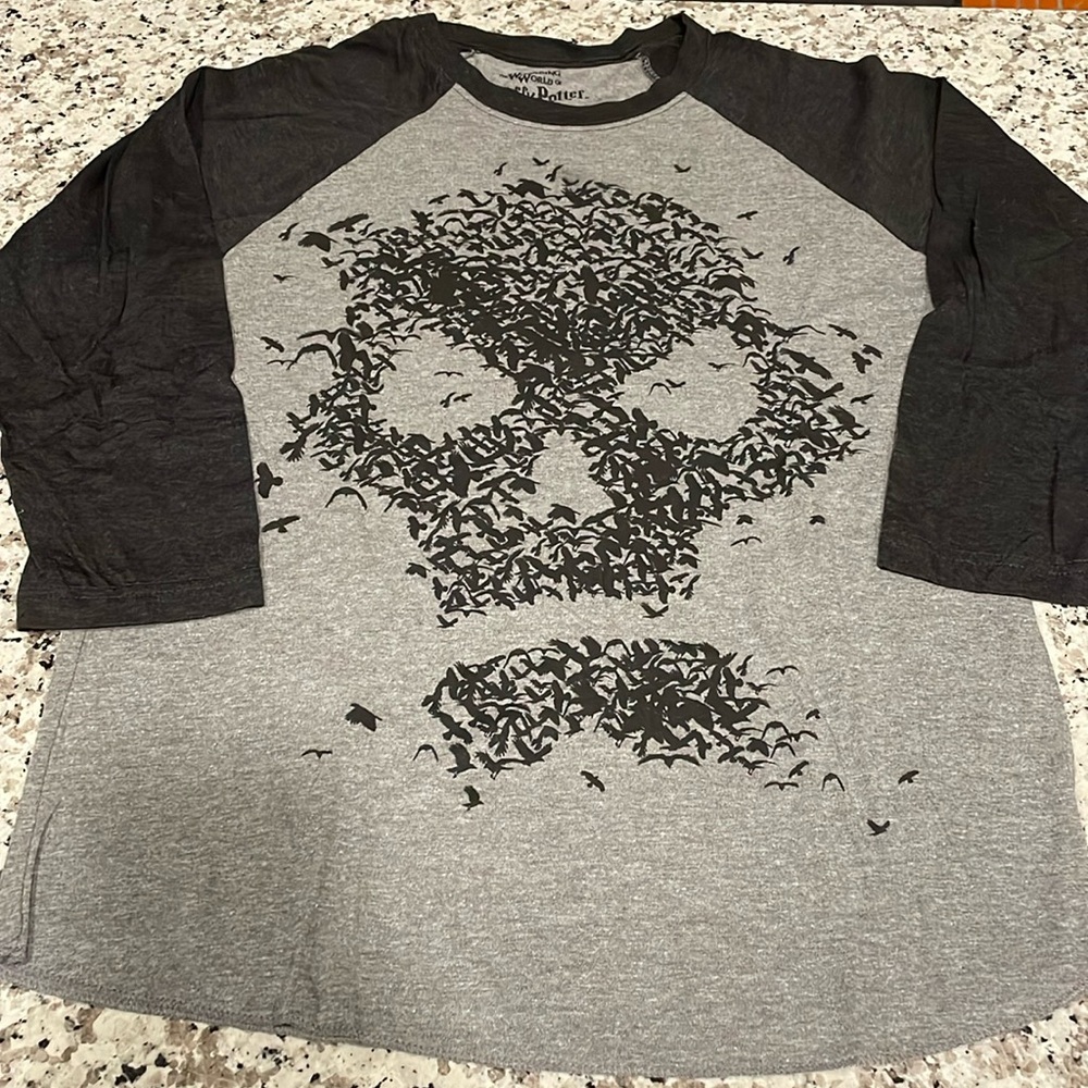 Universal Harry Potter Raven and Skull 7/8 sleeves lightweight shirt NWT Small